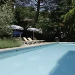 Western Bellevue Au 4*