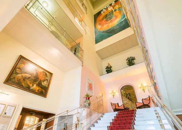 Western Bellevue Au Hotel