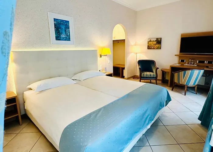 Western Bellevue Au Hotel 4*