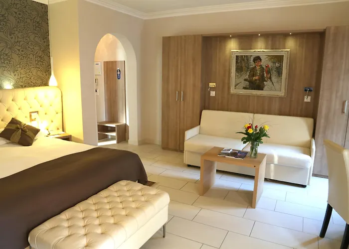 Western Bellevue Au 4*