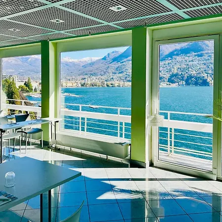 Western Bellevue Au 4*