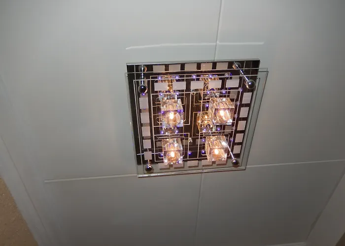 Western Bellevue Au Отель Лугано